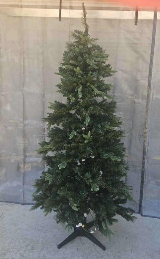 7 ft Rotating Artificial Christmas Tree with Stand