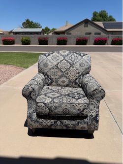 2 chairs