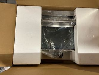 Brand new OEM Kucht oven door replacement for professional gas range.