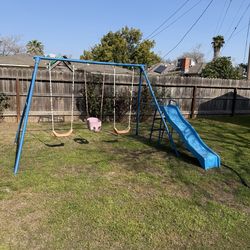 Kids swingset