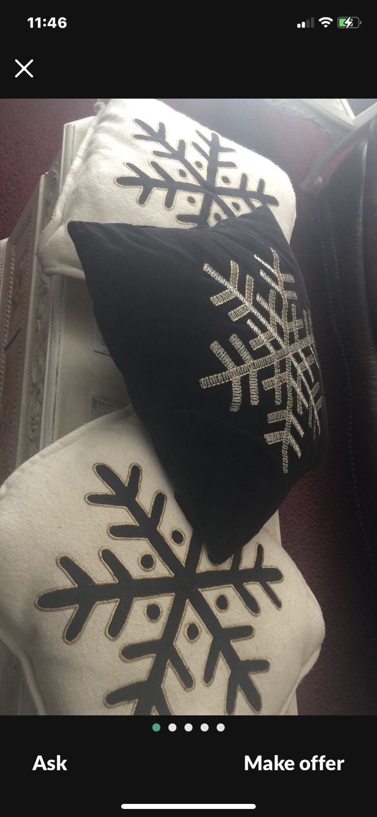 Three  Snow  Flakes  Pillows 
