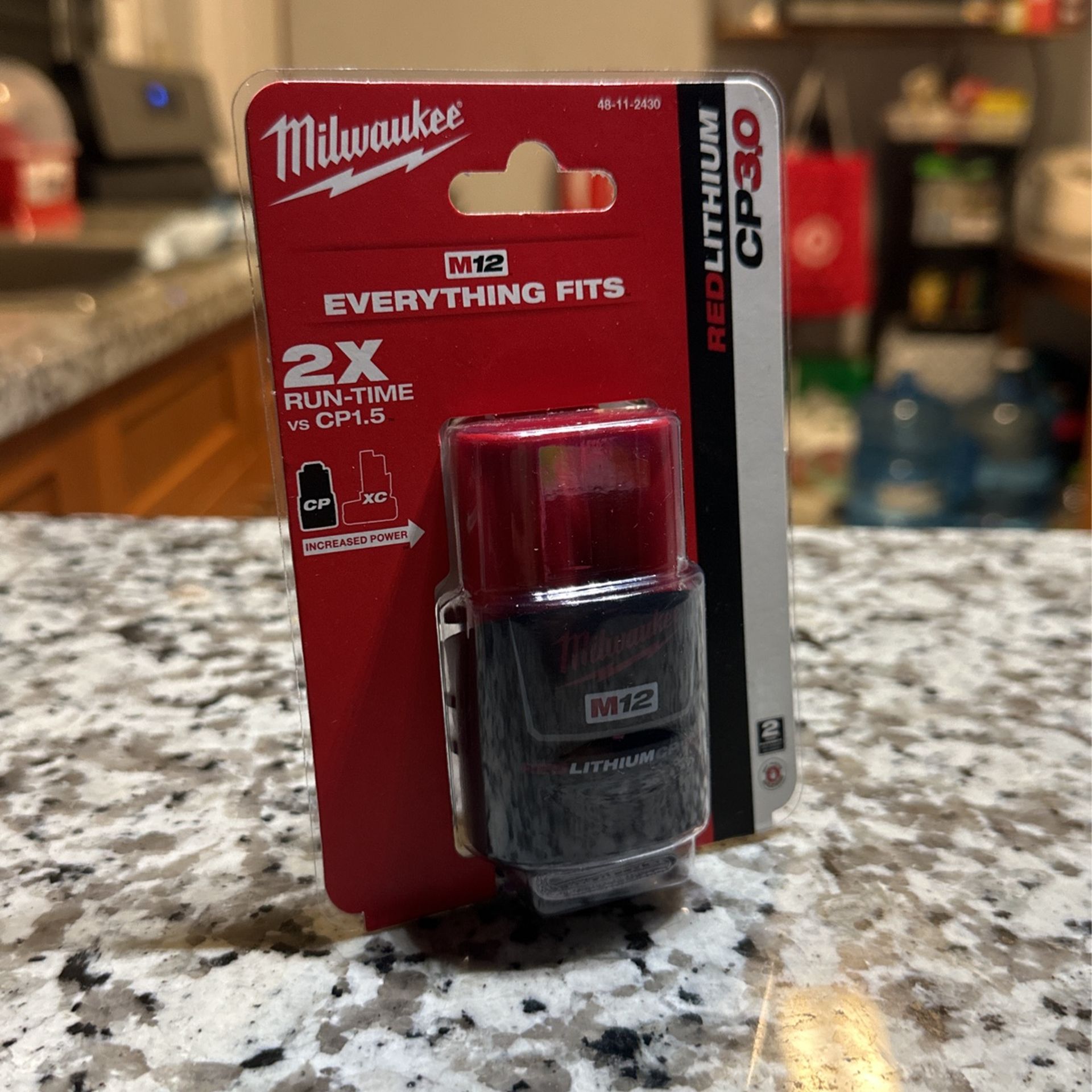 M12 12-Volt Lithium-Ion Compact Battery Pack 3.0Ah M12 12-Volt Lithium-Ion Compact Battery Pack 3.0Ah