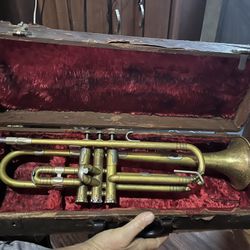 Vintage Getzen 90 Deluxe Trumpet