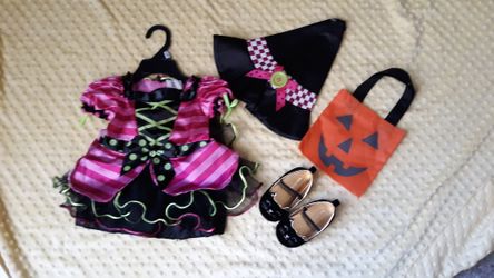 Baby Girl WitchCostume sz 6 to 12 months