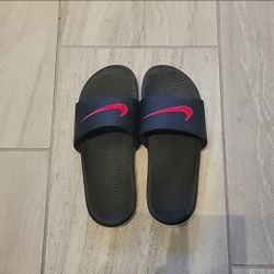 Nike Slips Flip Flops Sandals Size 10 Womens