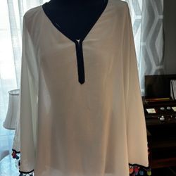 Women’s Top / Tunic