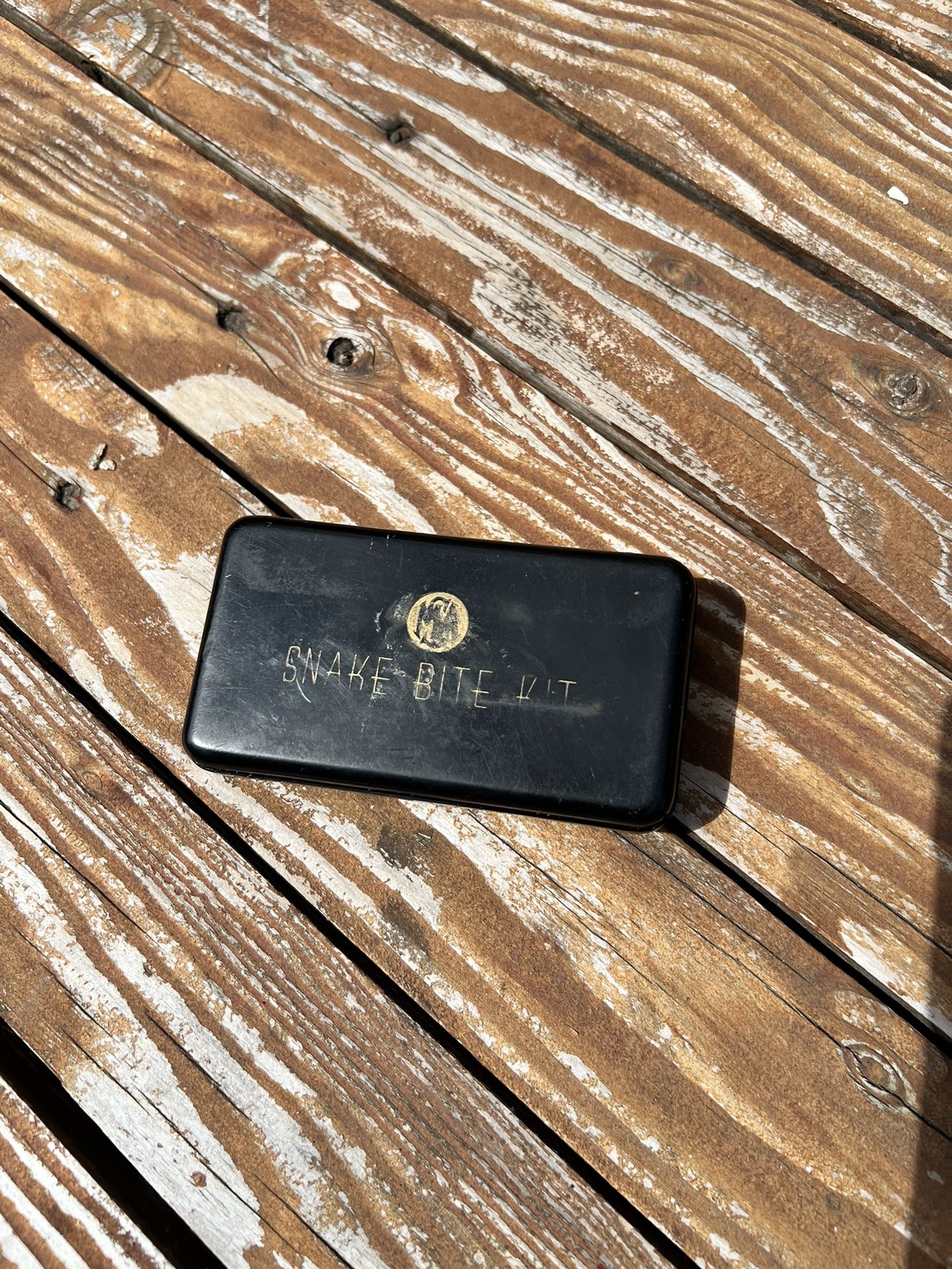 Antique Snake Bit Kit
