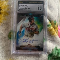 Chipper Jones Autographed MLB Trading Card