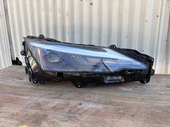 ‼️broken damaged‼️LEXUS RZ RZ350E / RZ450E/ RZ300 / ( 2022 2023 2024 2025 ) Headlight headlamp right passenger side rh used original OEM