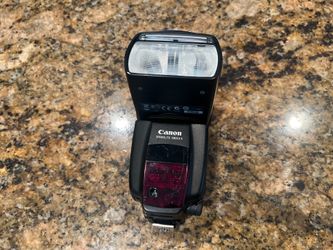 Canon Speedlite 580EX II Flash