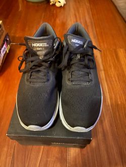 Hoka one one man’s tenis shoes