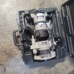 Porter Cable Router + Base in Case