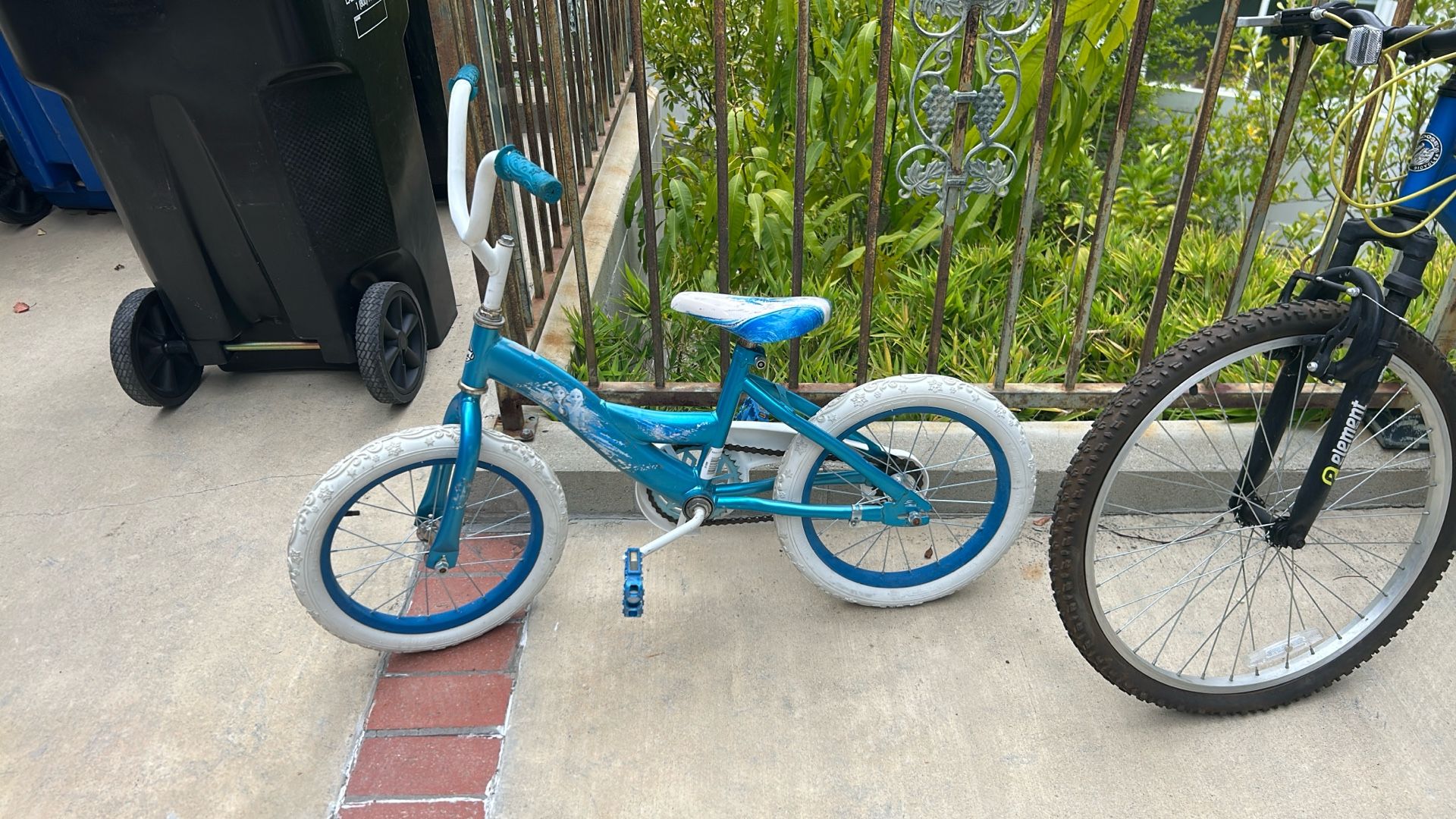 FREE Girls Huffy Bike