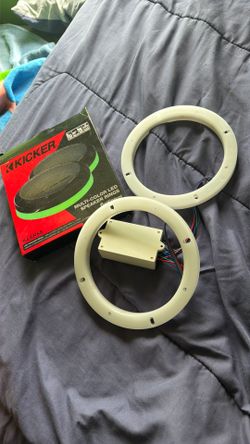 Ring lights for speakers