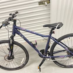 Liv Rove II Bike like new perfect condition