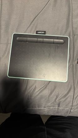 Wacom Tablet, Pen And Charger
