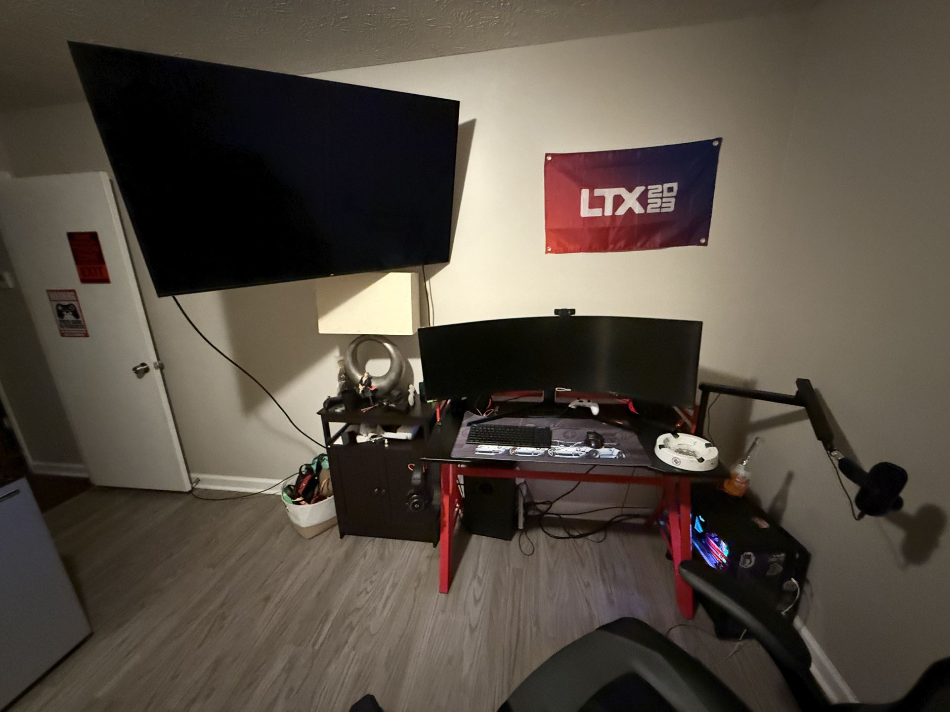 Odyssey G9 240hz 1440p 49in