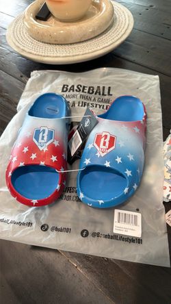 Baseball lifestyle slides - adult 8/9