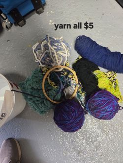 Yarn bundle $5