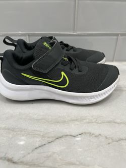 Nike Star Runner Boys Size 11.5c