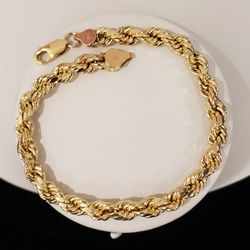10kt Gold Rope Design Bracelet 