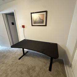 Arozzi - Arena Ultrawide Curved Gaming desk - Pure Black