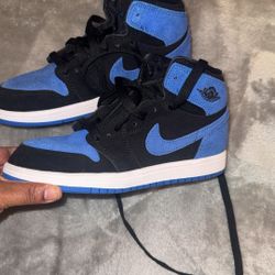 Jordan 1s Worn (size 3y & 2y)$120 For Both 