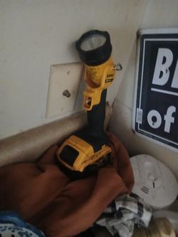 Dewalt Flashlight  
