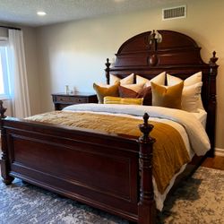 Thomasville Cal King Bedroom set