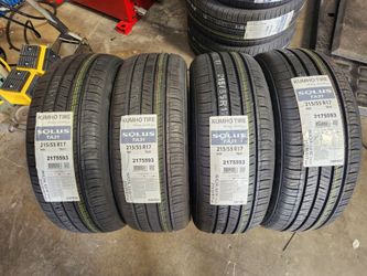 215 / 55 R 17 NEW TIRES KUMHO