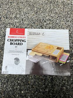 NIB Bamboo Utility chopping board Set
