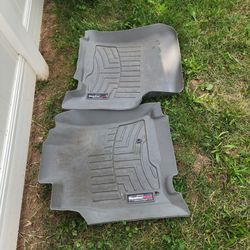 05 Toyota 4 runner front weather tech matts