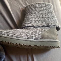 Uggs Only Worn Twice Size 8  Comes With Original Box 