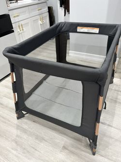 Maxi Cosi Swift Play Yard