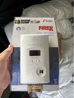 Carbon Monoxide Alarm Easy Plug in Setup