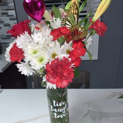 Valentine Roses/ Flowers Vase Set Up 