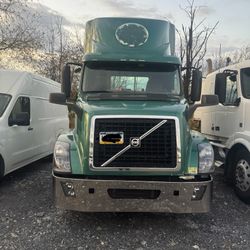 2016 Volvo AUTOMATIC