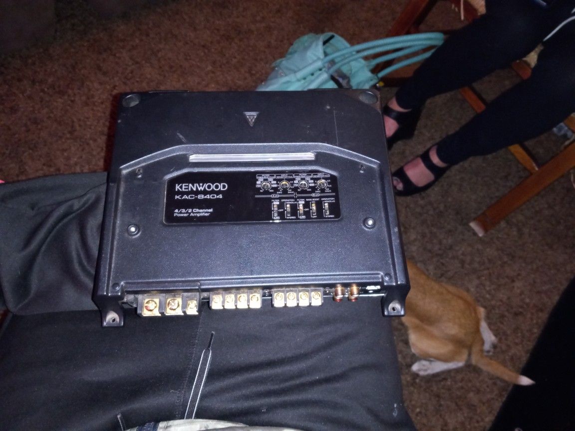 Kenwood Kac-8404 4/3/2 Channel Power Amplifier