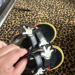 Mickey Mouse Vans Size 5C Toddler
