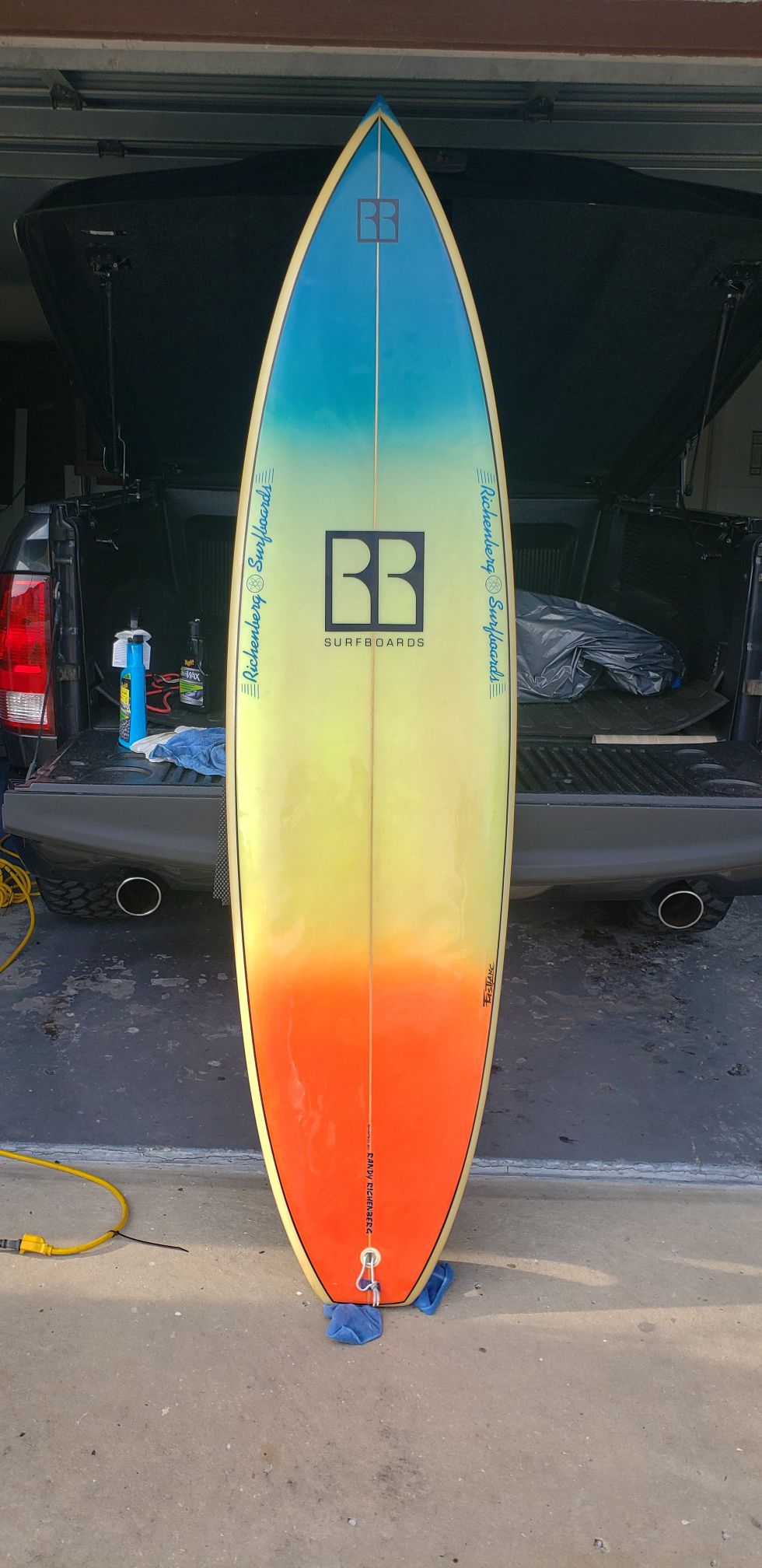 SURFBOARD 7' TRI FIN