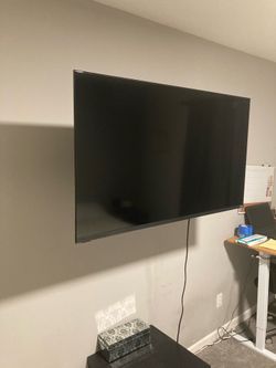 55 inch vizo with mount and remote