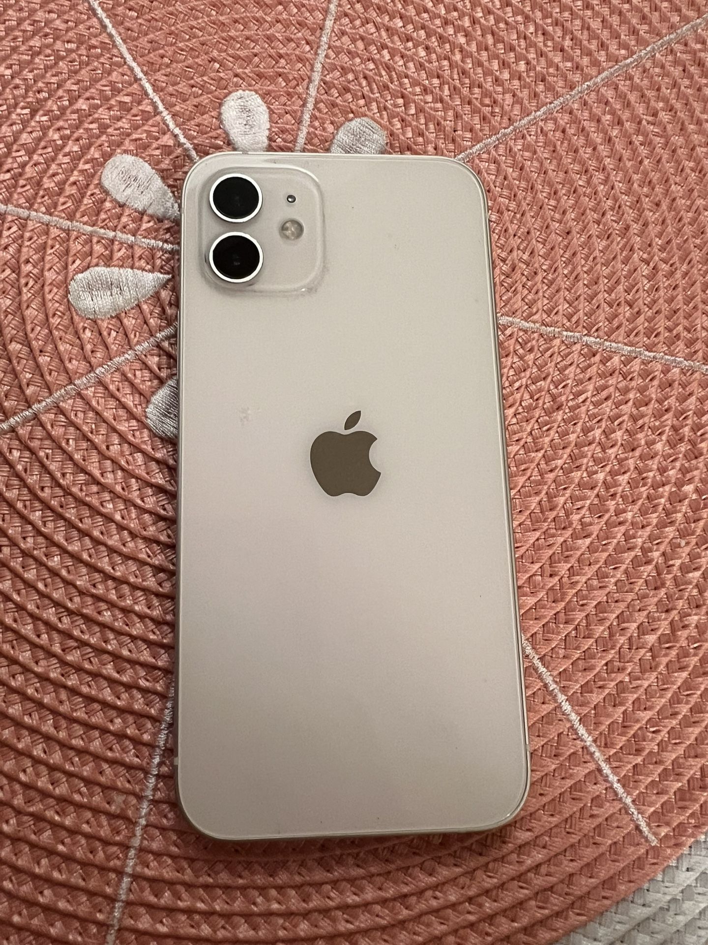 Iphone 12 - Barely used