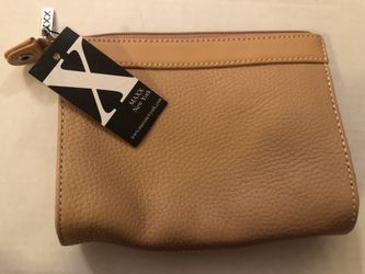 NWT Max NY leather pouch