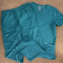 BRAND NEW CHEROKEE SCRUBS COLOR: TEAL