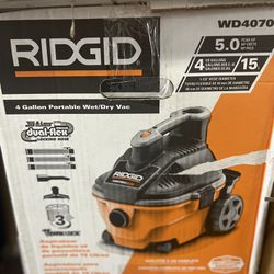 RIDGID 4 Gallon 5.0 Peak HP Portable Wet/Dry Shop Vacuum