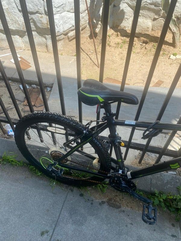 Vicicleta de Montañia En Buenas Condiciones