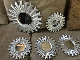 mirror decor 