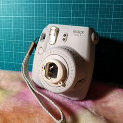 Fujifilm Instax Mini 9 Instant Film Camera Ice Blue