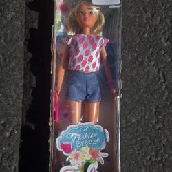 Fashion Breeze Steffi Love Doll