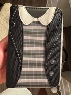 Beetlejuice lounge fly wallet Beetlejuice loungefly wallet